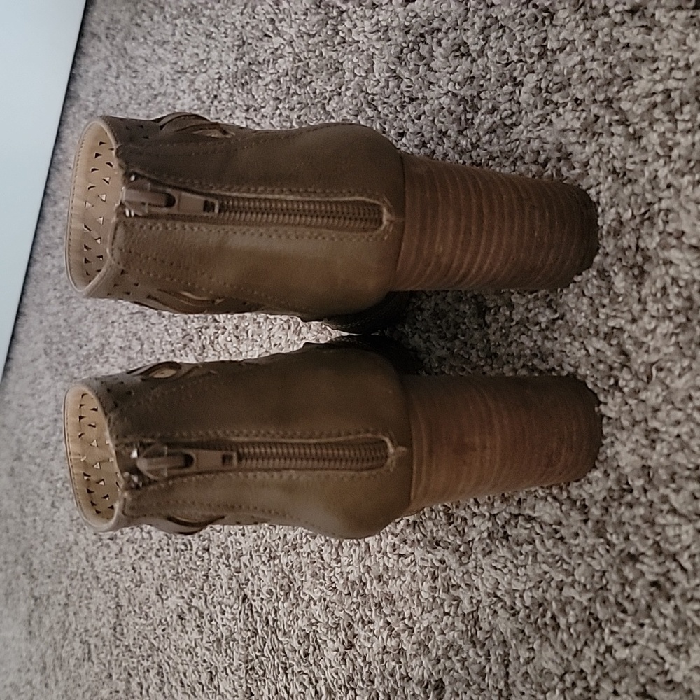 Open toe booties - Picture 4 of 4